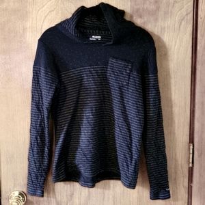 Columbia Double Layer Hooded Shirt. Women's Size M